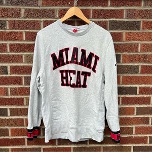 Nostalgia Co. Mitchell & Ness Gray and Red Miami Heat NBA Crewneck Sweatshirt